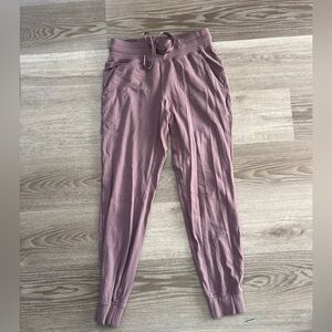 Lulu lemon jogger. The perfect lounge pant!